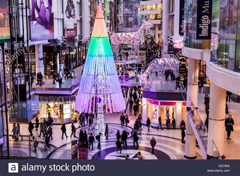 Christmas Decorations Shopping Mall High Resolution Stock Photography and Images - Alamy