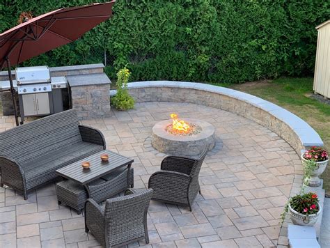 Backyard Designs With Pavers : 20 Charming Brick Patio Designs / Tremron manufacturers quality ...