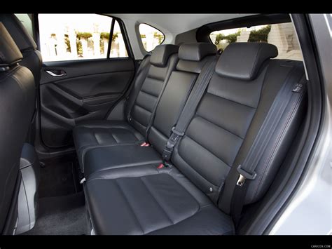 2013 Mazda CX-5 - Interior Rear Seats | Caricos