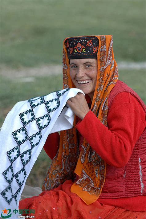 Study and Explore in China to Expand Your Horizon: Tajik People Living on Pamirs Plateau