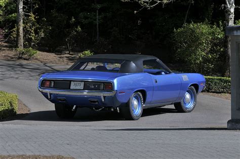 Plymouth Hemi Cuda Convertible Takes $3.5 Million At Auction [Video] - autoevolution