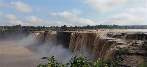 Chitrakoot Waterfall : r/pics