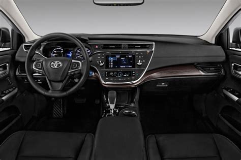 2018 Toyota Avalon: 121 Interior Photos | U.S. News