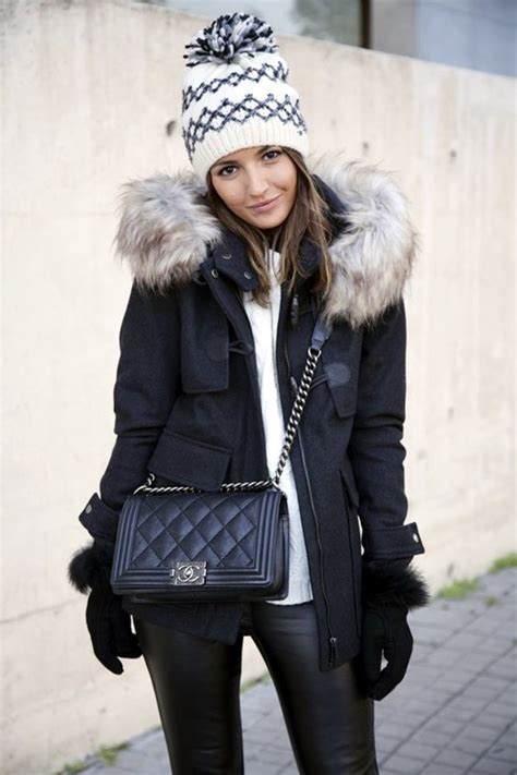 45 Of the Latest Cold Weather Outfits to Experience Immense Coziness