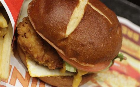 Fast Food Burgers - New Burger Trends - Thrillist Nation