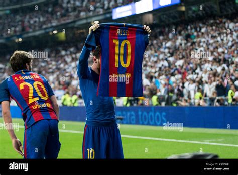 Lionel messi argentine uniform hi-res stock photography and images - Alamy