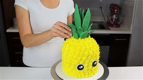 Pineapple Edible Cake Wrap Or Pineapple Crown Cake Topper Denmark | kumarindustriesagro.com