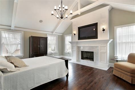 16 Luxurious Bedrooms Complete with Flatscreen Televisions (Pictures)