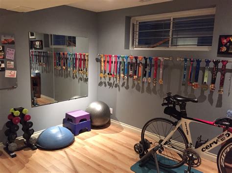 Incredible Small Home Gym Decor Ideas 2022