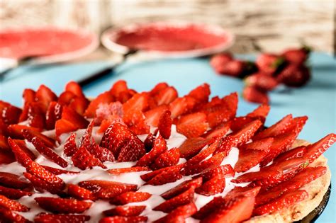 Strawberry Tart Recipe | FitttZee