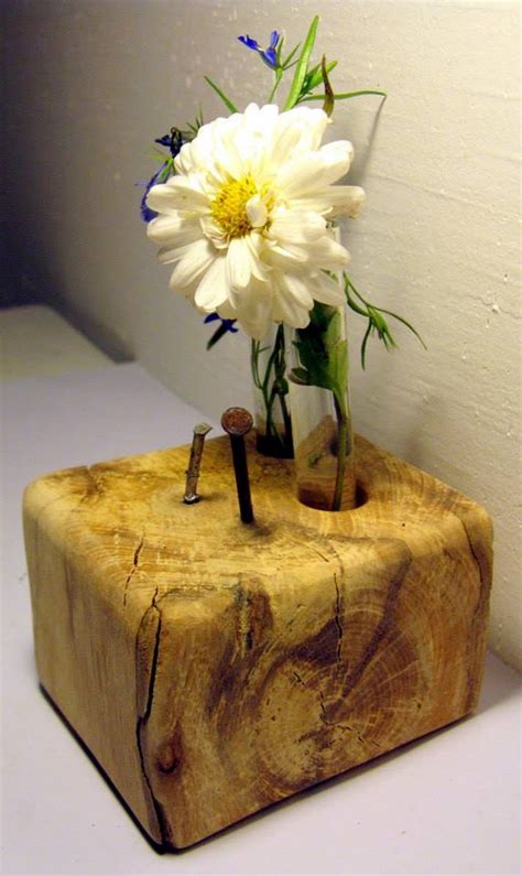 Pallet Wood Centerpiece Crafts | Pallet Ideas