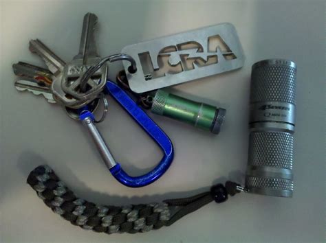 Keychain flashlight suggestions? | BladeForums.com