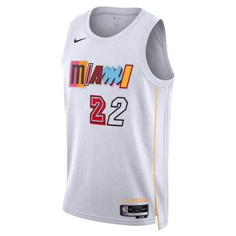 ¡Compre NBA MIAMI HEAT DRI-FIT CITY EDITION SWINGMAN JERSEY JIMMY BUTLER por EUR 94.95 en KICKZ.com!