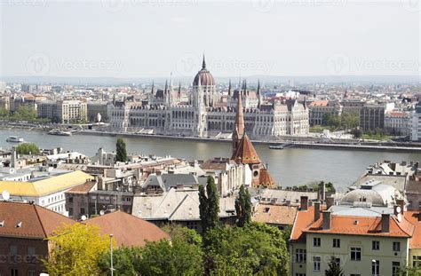 Hungarian parliament 1357504 Stock Photo at Vecteezy