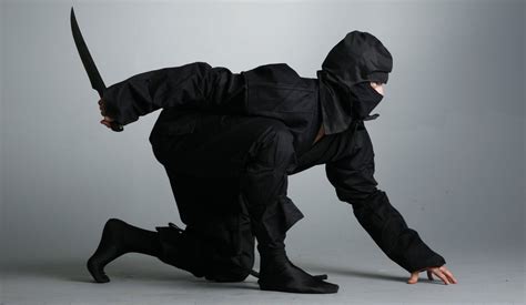 Top 10 Deadliest Ninja Weapons - Martial Tribes