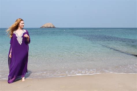 A FASHIONATED GIRL: Another day at the beach @Dubai