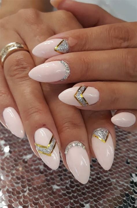 39 Cute Easy Nail Polish Art Designs for 2019 Summer! - Fashion 2D