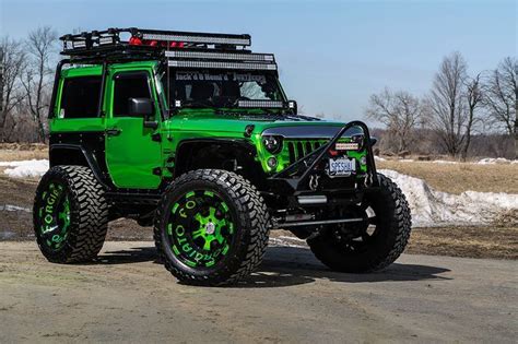 custom jeep wrangler in lime green Green jeep wrangler Custom ... |