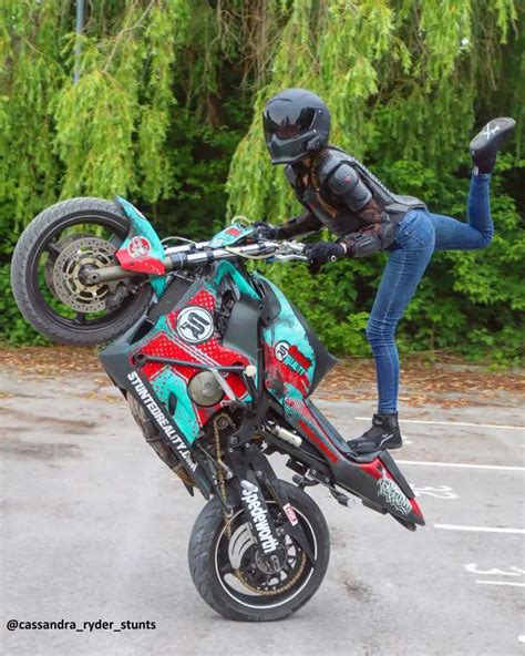 Motorcycle Stunt Riding: What is it? - Chicks and Machines