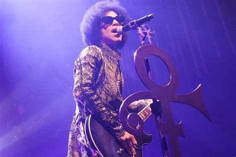 Prince didn't let the music industry define him. That's why he became a legend. - Vox