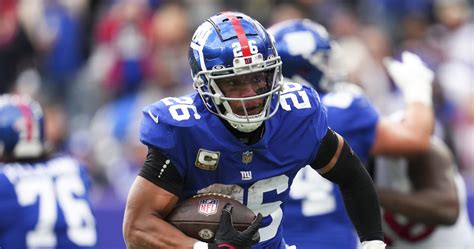 Saquon Barkley Rumors: Giants Turned Down Trade Offers from Dolphins, More Teams | News, Scores ...