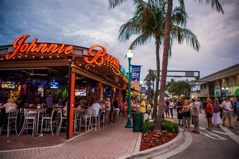 Delray Beach Restaurants, Restaurants in Delray, Atlantic Avenue Restaurants