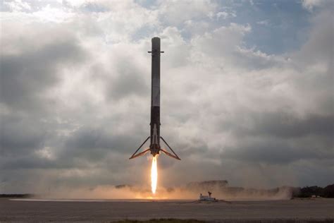 Watch Elon Musk's View of the SpaceX Falcon 9 Rocket Landing | Entrepreneur