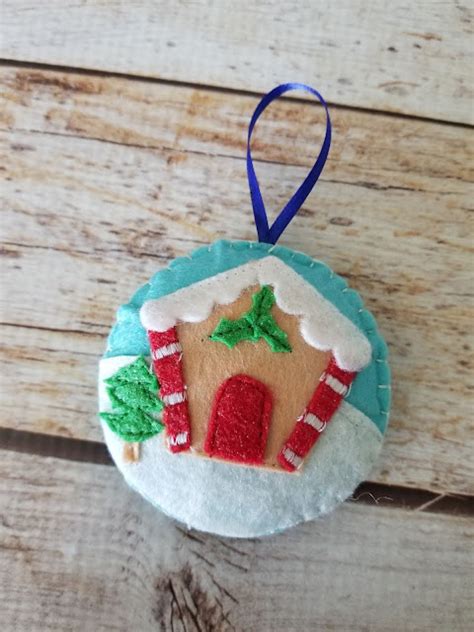 Fantastic Handmade Felt Christmas Ornaments | Sew Simple Home