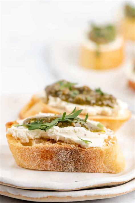 Goat Cheese Crostini Canapes with Pesto - CopyKat Recipes