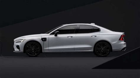 2022 Volvo S60 Black Edition Debuts To Embrace The Dark Side