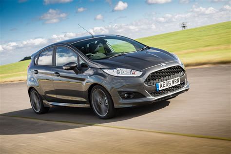 Ford Fiesta ST-Line review | Auto Express