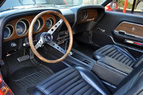 Ford Mustang Mach 1 Interior