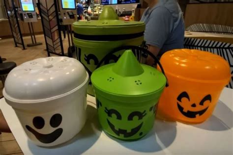 Mcdonald'S Happy Meal Halloween Buckets 2024 List - Esta Olenka