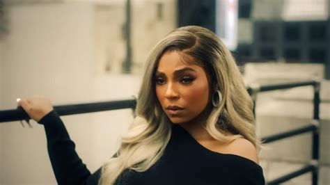 Is Ashanti pregnant? Source addresses baby rumors - Dexerto