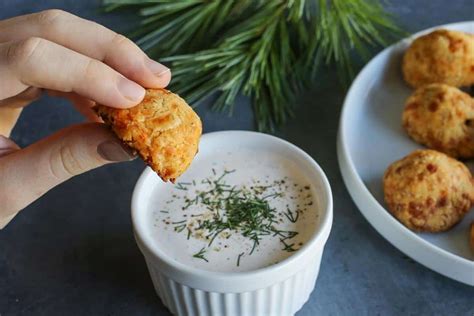 Olive Cheese Balls (Easy Baked Appetizer!)