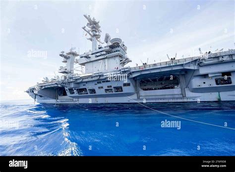 USS Normandy (CG 60) deployment 151014 Stock Photo - Alamy