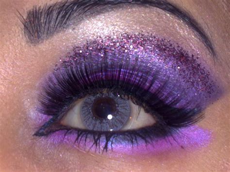 Love Makeup Safira: Purple Glitter Makeup Look