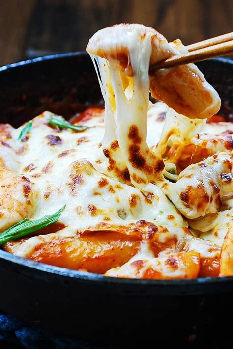 Seafood Cheese Tteokbokki (Spicy Rice Cake) - Korean Bapsang