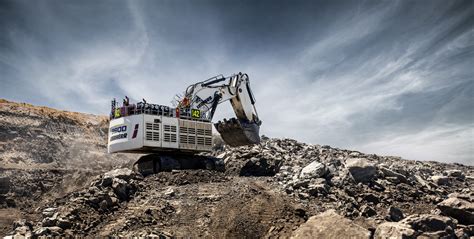 Liebherr launches its R 9600 hydraulic mining excavator, part of a new generation ...