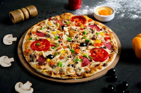 Calories in Cheese Pizza: How Much is Too Much? - Racionalismo