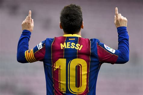 Barcelona confirm Lionel Messi will leave Camp Nou