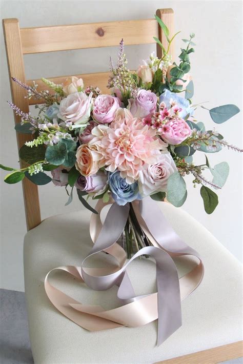 bridal bouquet in pastels colour tone | Bridal bouquet, Wedding cakes with flowers, Flower ...