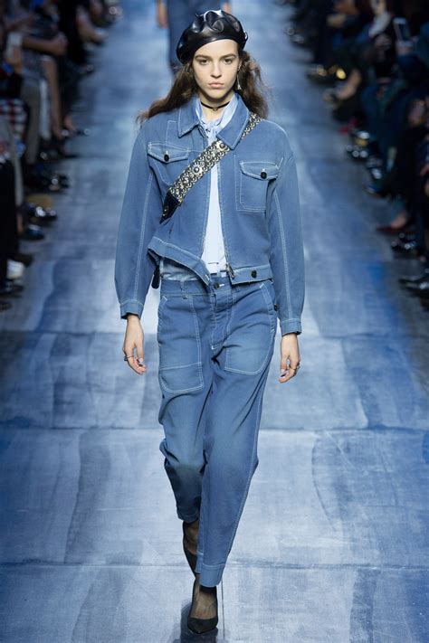 Christian Dior Fall 2017 Ready-to-Wear Fashion Show | Denim fashion ...