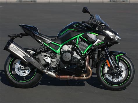 KAWASAKI Z H2 (2020-on) Review