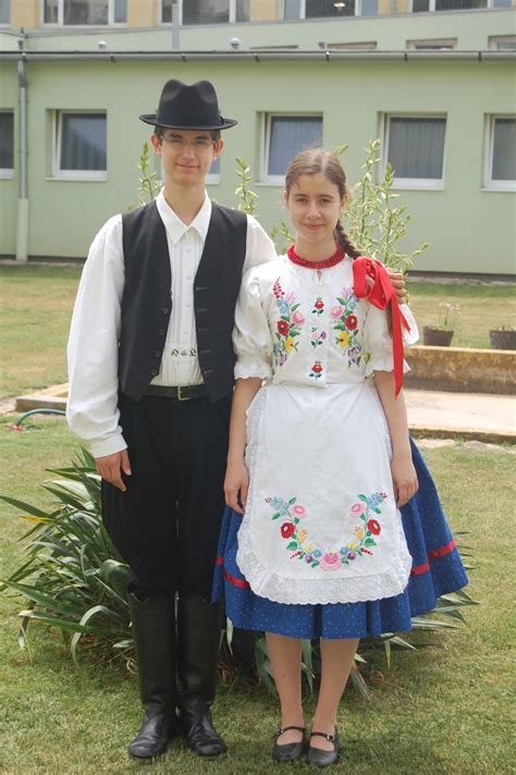 EUROFEST: Hungarian traditional costume