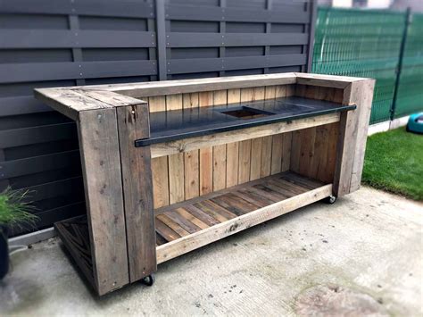 Pallet Outdoor Kitchen Bar • Pallet Ideas • 1001 Pallets