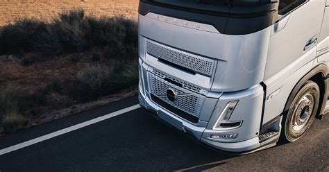 Powerful and energy efficient Volvo truck engines