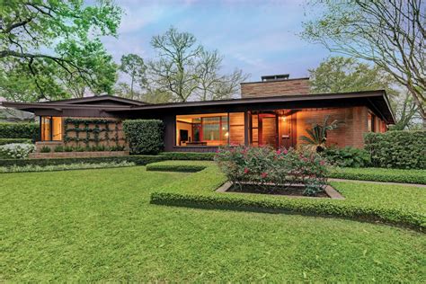 Mid Century Modern Exterior Ranch: A Guide For 2023