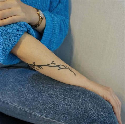 Top 57+ Best Tree Branch Tattoo Ideas - [2021 Inspiration Guide]