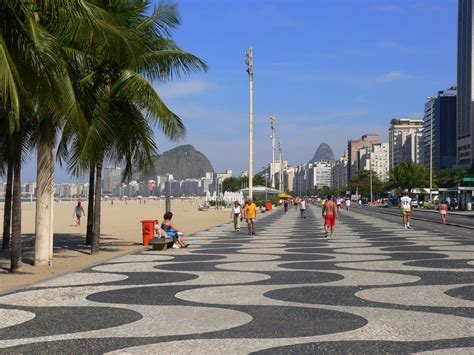 14 Copacabana Beach Brazil Pictures Gallery – InspirationSeek.com